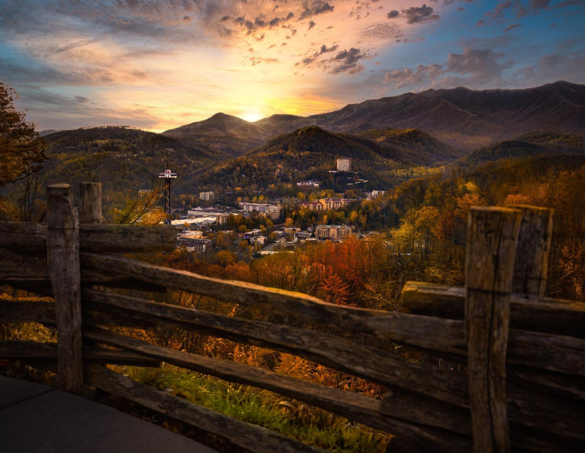 Serenity Heights, Amazing Views, Hot Tub Pool Access, 1089 Free Tickets Each Paid Day, Dollywood Gatlinburg Zewnętrze zdjęcie