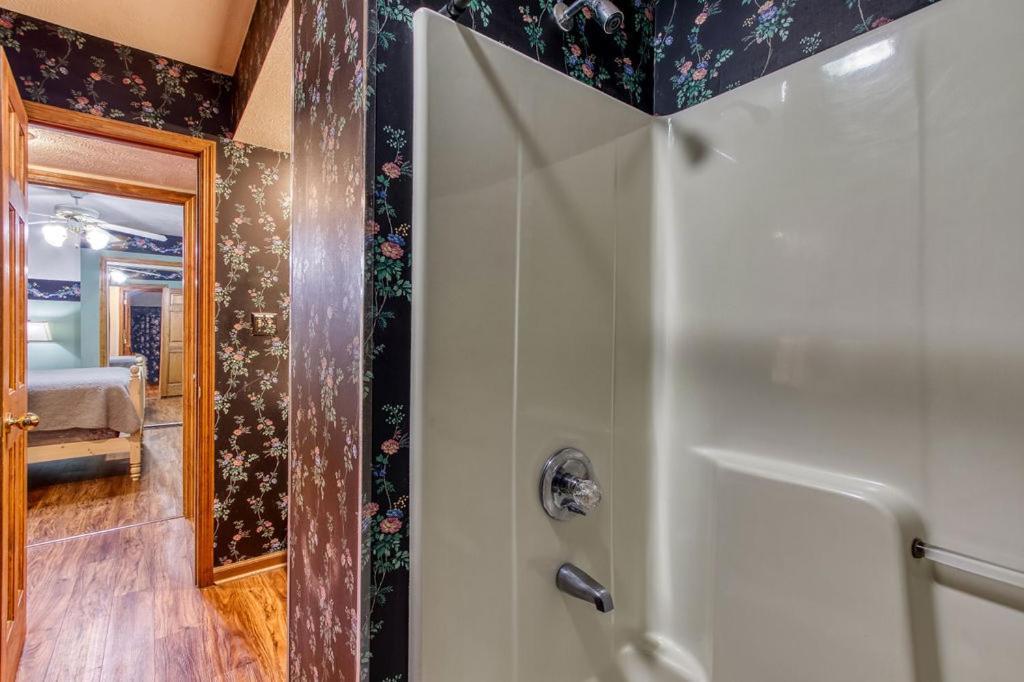 Serenity Heights, Amazing Views, Hot Tub Pool Access, 1089 Free Tickets Each Paid Day, Dollywood Gatlinburg Zewnętrze zdjęcie